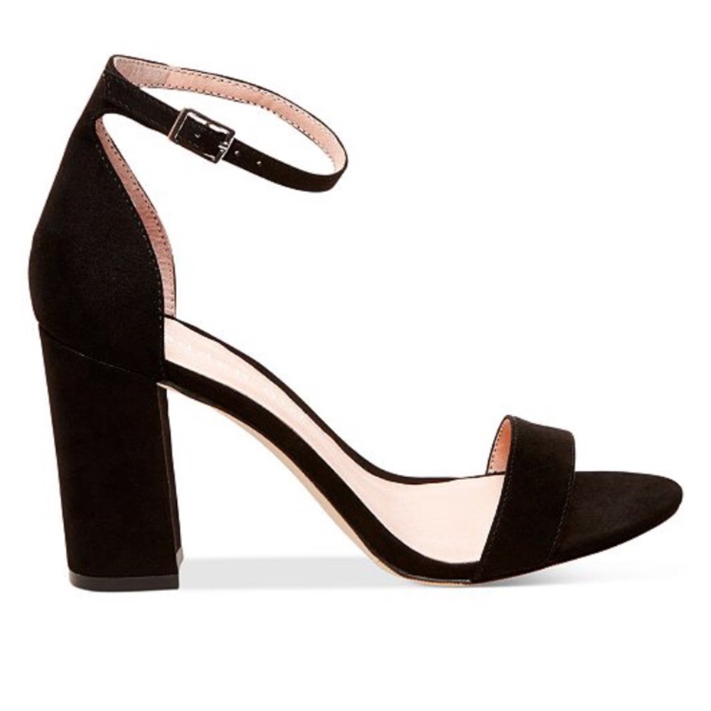 Madden Girl Bella Black Ankle Sandals 8.5 Wide
